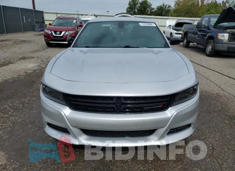 2C3CDXBG1PH528757 Photo# 5