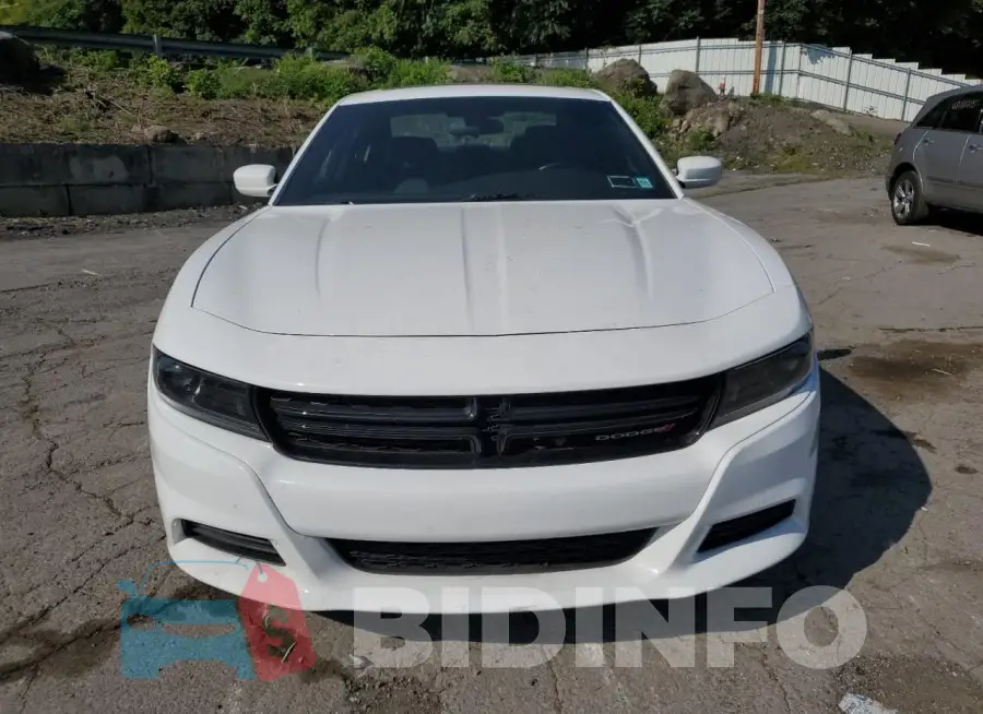 2C3CDXBG2NH145245 Photo# 5
