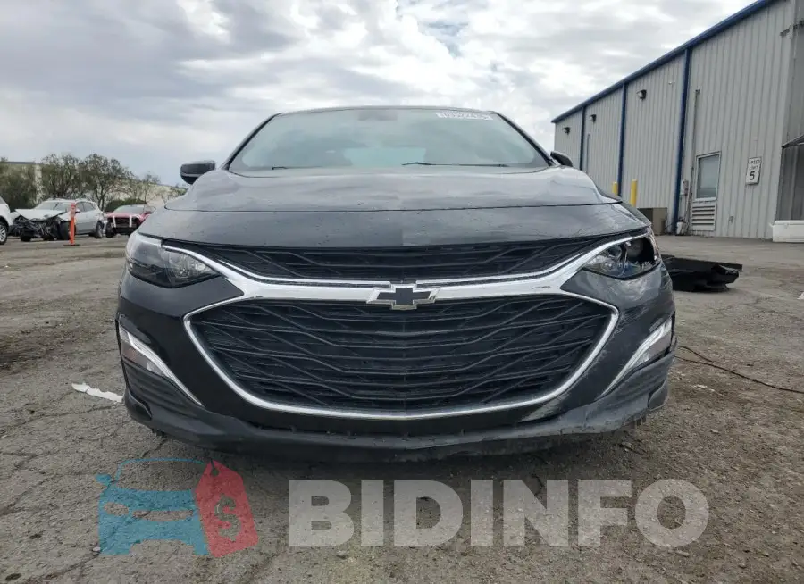 1G1ZG5ST1RF218846 Photo# 5