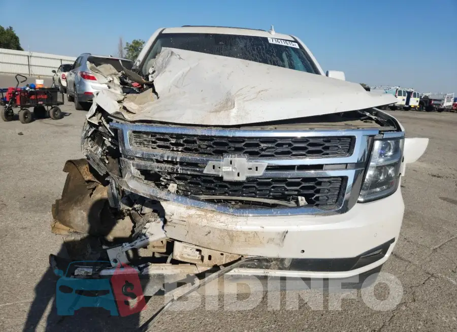 1GNSKHKC4GR374875 Photo# 5