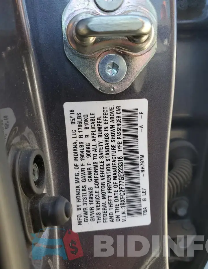 19XFC2F77GE223316 Photo# 12