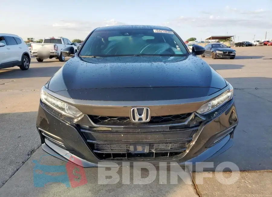 1HGCV1F38KA177402 Photo# 5