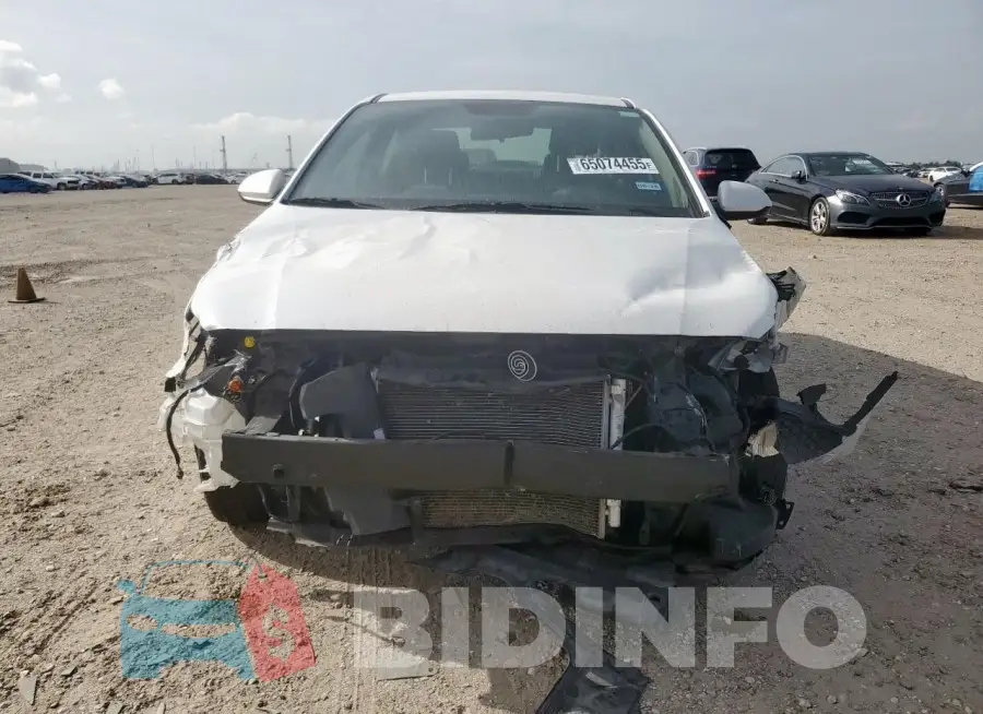 3KPC24A64NE171852 Photo# 5
