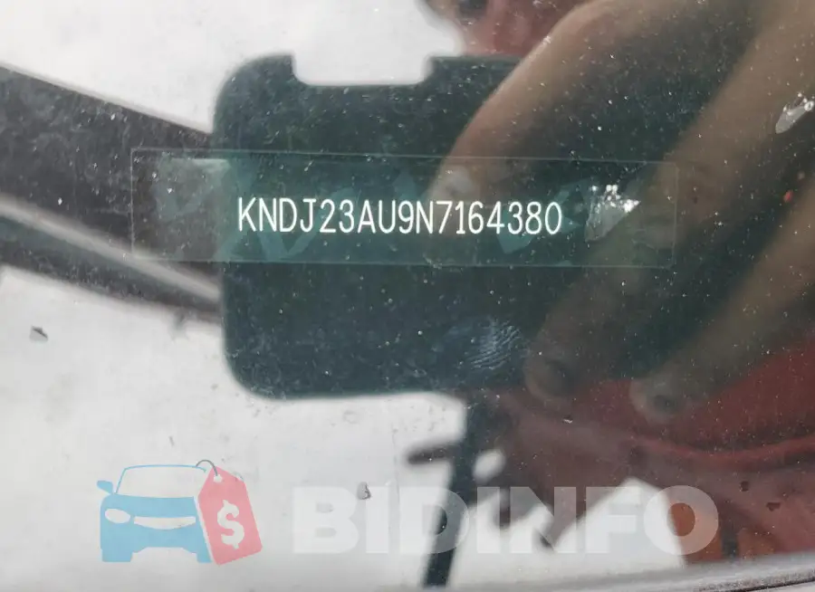 KNDJ23AU9N7164380 Photo# 12