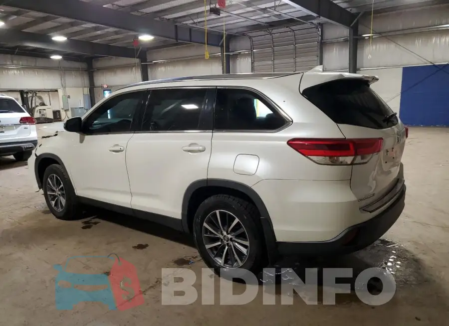 5TDJZRFH1KS714408 Photo# 2