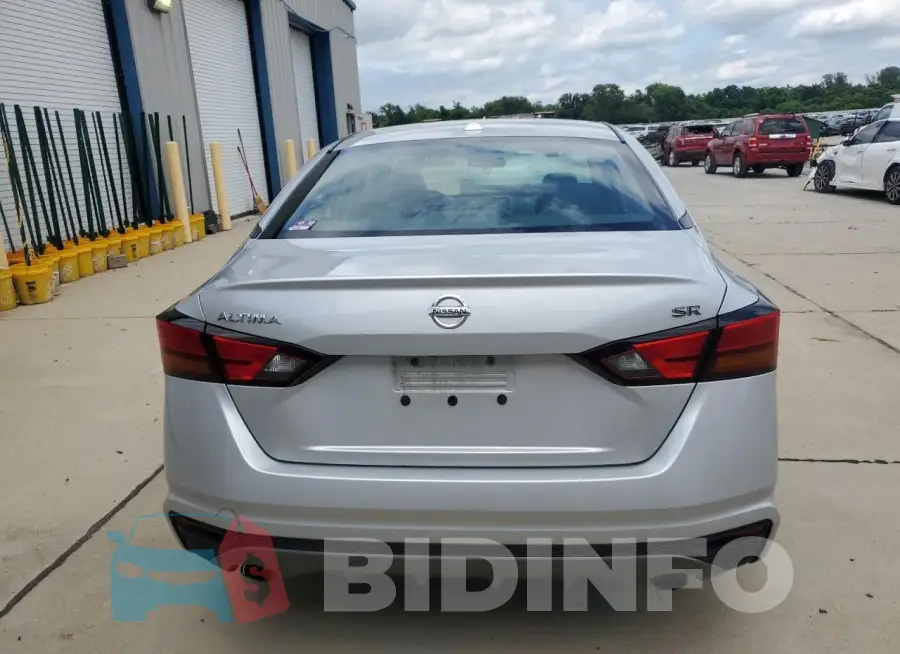 1N4BL4CV2KC167594 Photo# 6