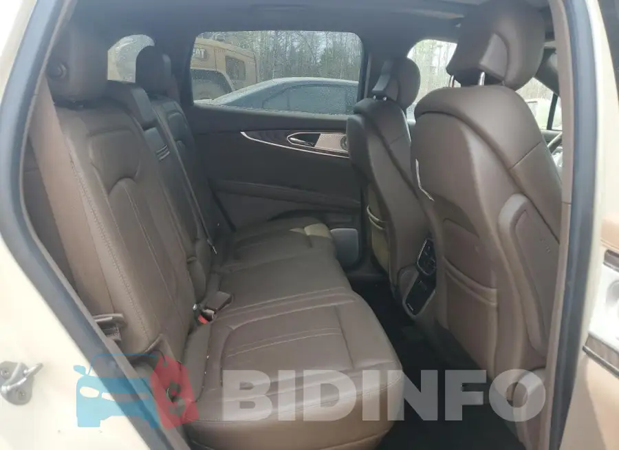 2LMPJ8LP7JBL25926 Photo# 11