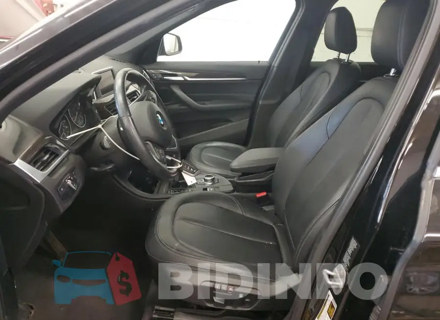 WBXHT3Z33H4A58316 Photo# 7