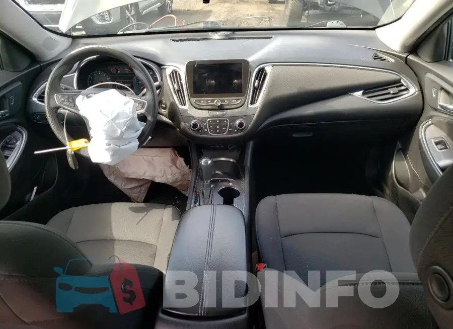 1G1ZD5ST5LF124078 Photo# 8