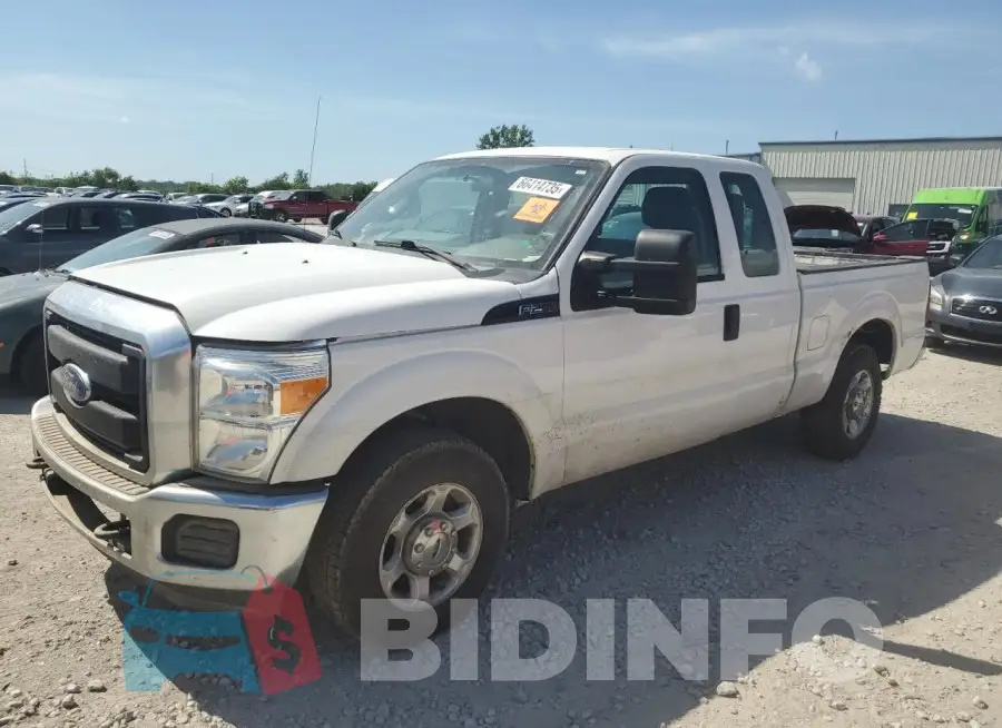 1FT7X2A6XGED38947 Photo# 1