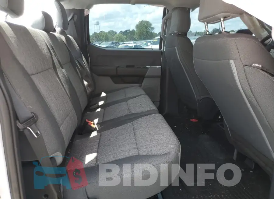 1FT8W2BM1PED58315 Photo# 10