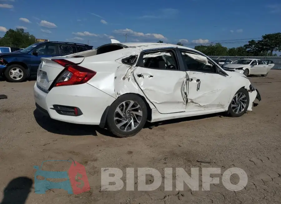 19XFC2F77HE032786 Photo# 3