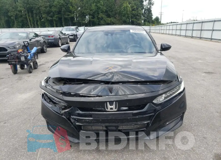 1HGCV2F33KA027557 Photo# 5