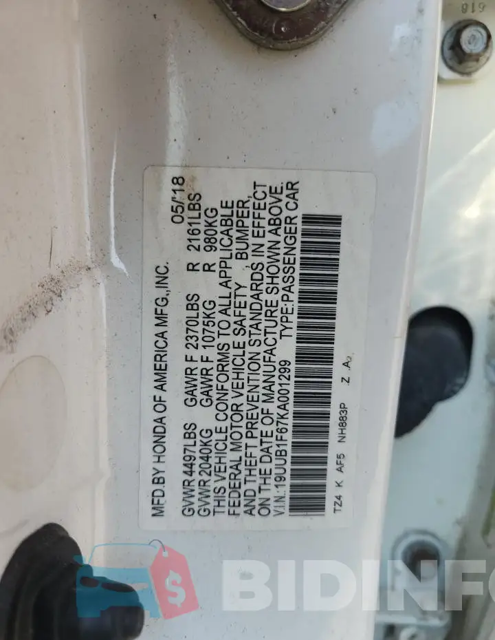 19UUB1F67KA001299 Photo# 12