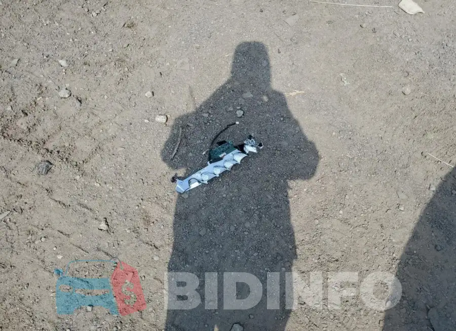 5N1AZ2MH7JN174640 Photo# 13