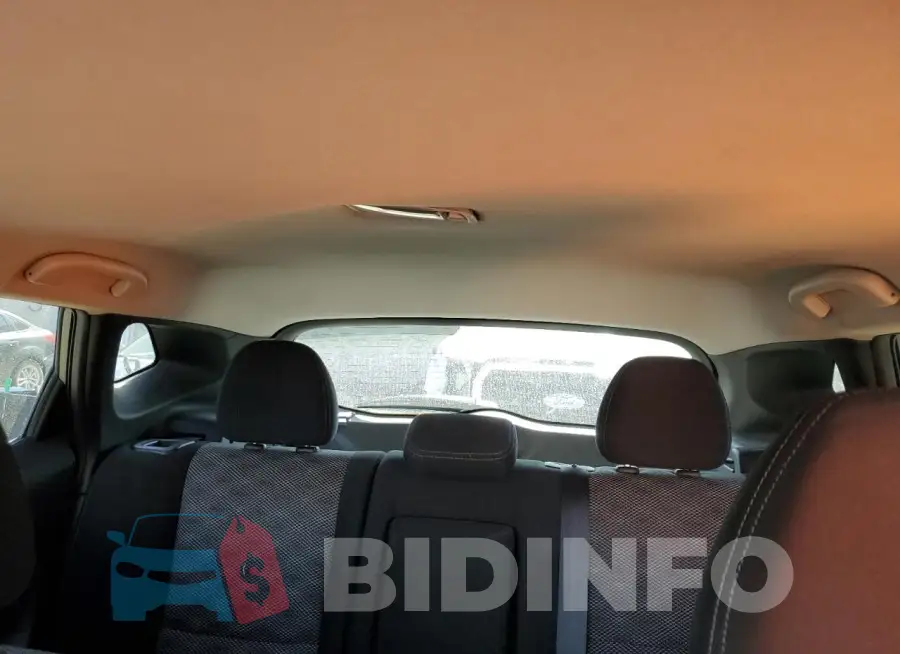 JN1BJ1CR4HW102015 Photo# 10
