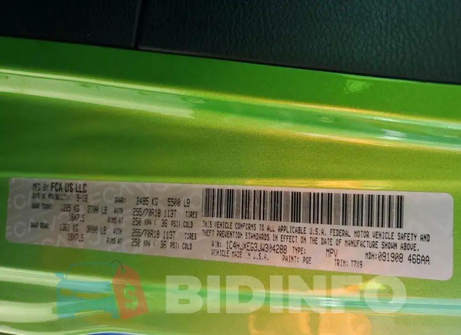 1C4HJXEG3JW304288 Photo# 12