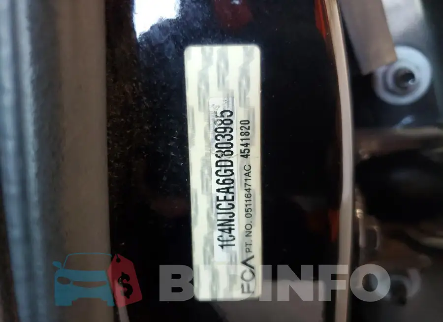1C4NJCEA6GD803985 Photo# 12