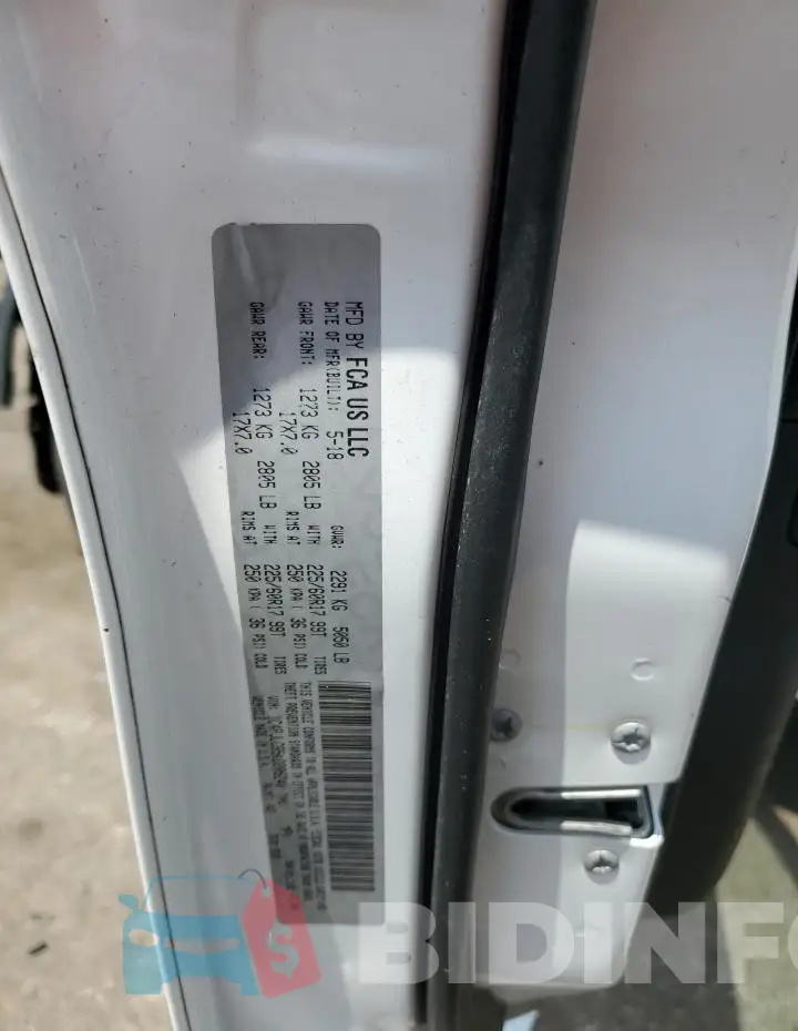 1C4PJLCB5KD205240 Photo# 12