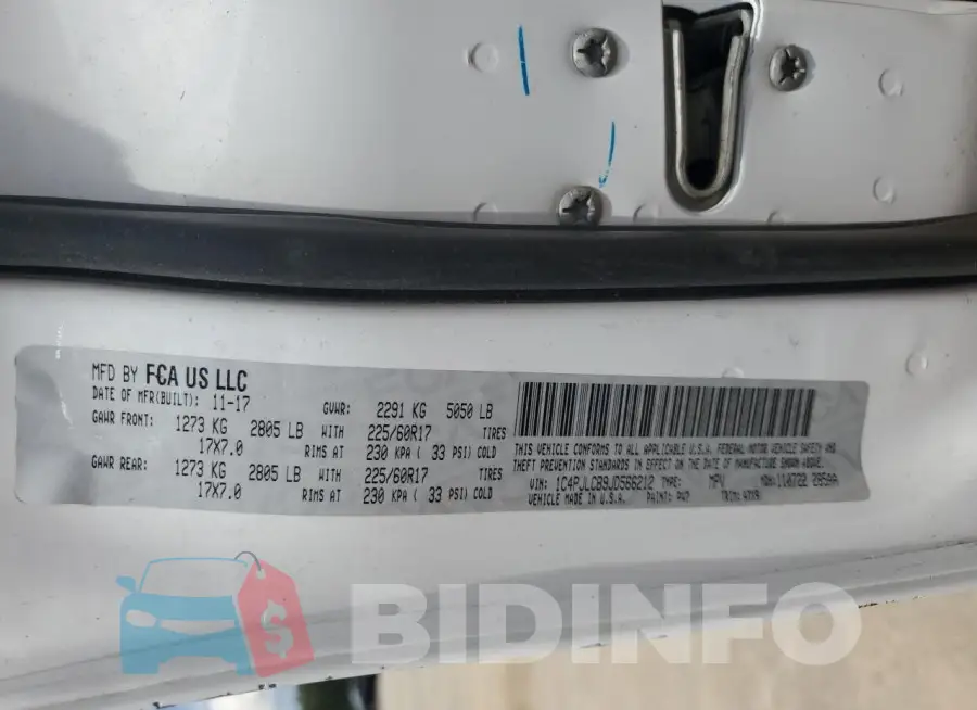 1C4PJLCB9JD566212 Photo# 13