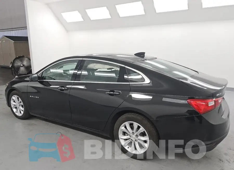 1G1ZD5ST8RF241811 Photo# 2