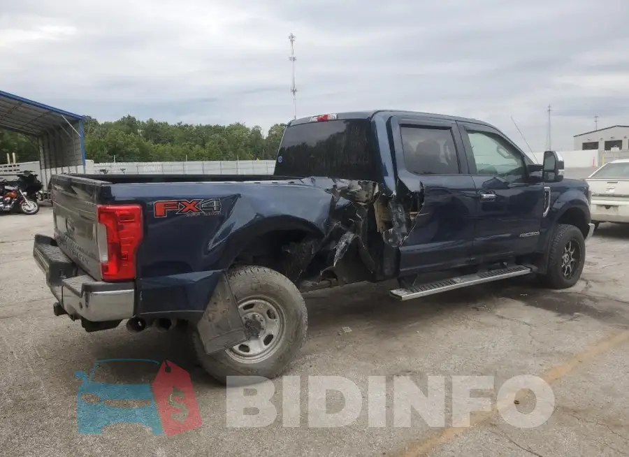 1FT7W2BT2JEB50776 Photo# 3