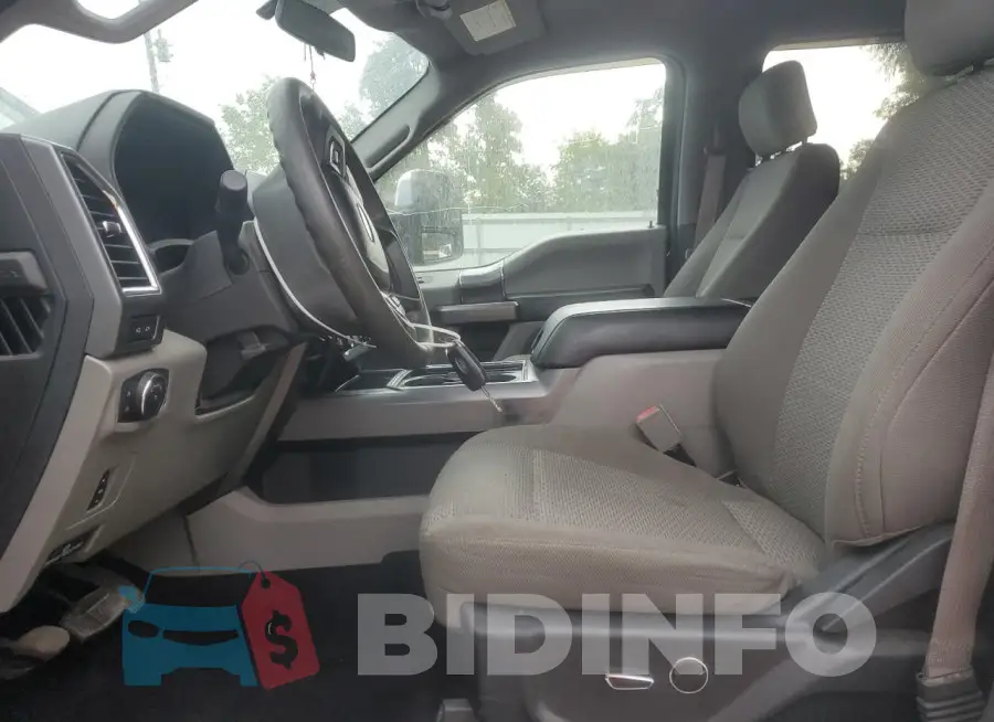 1FT7W2BT2JEB50776 Photo# 7