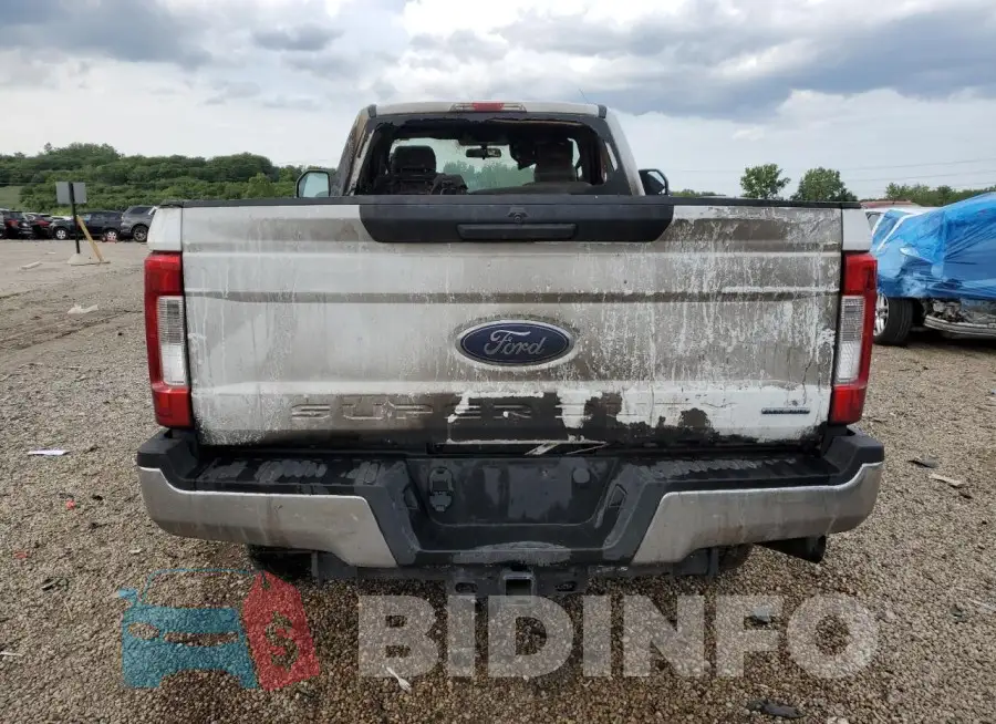 1FTBF2B64KEF97227 Photo# 6