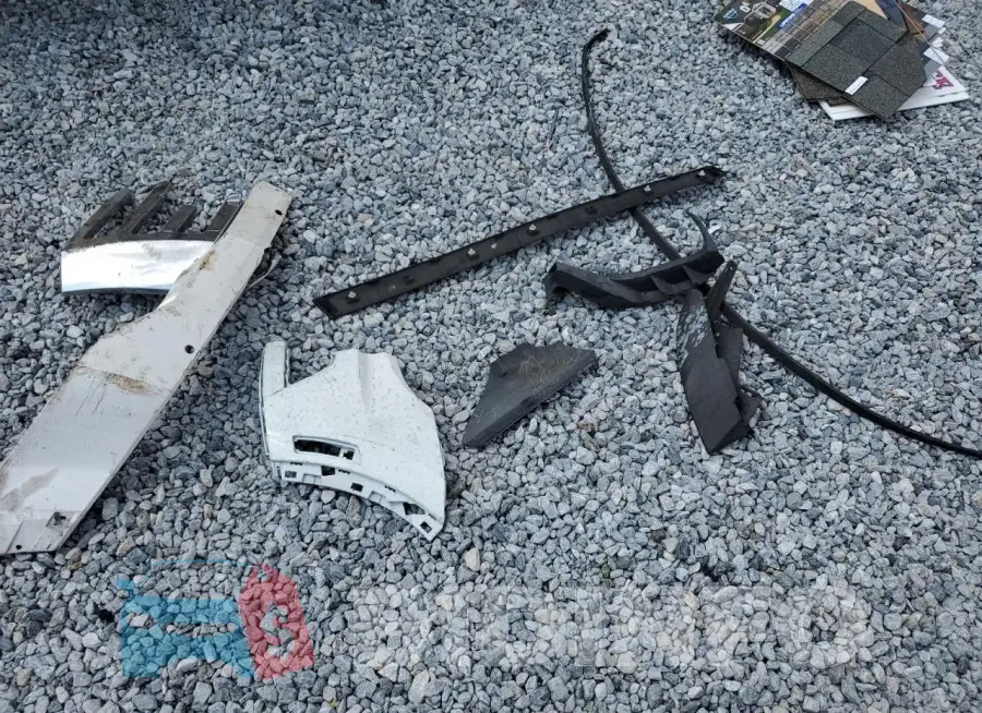 1FTER4FH2MLE00548 Photo# 12