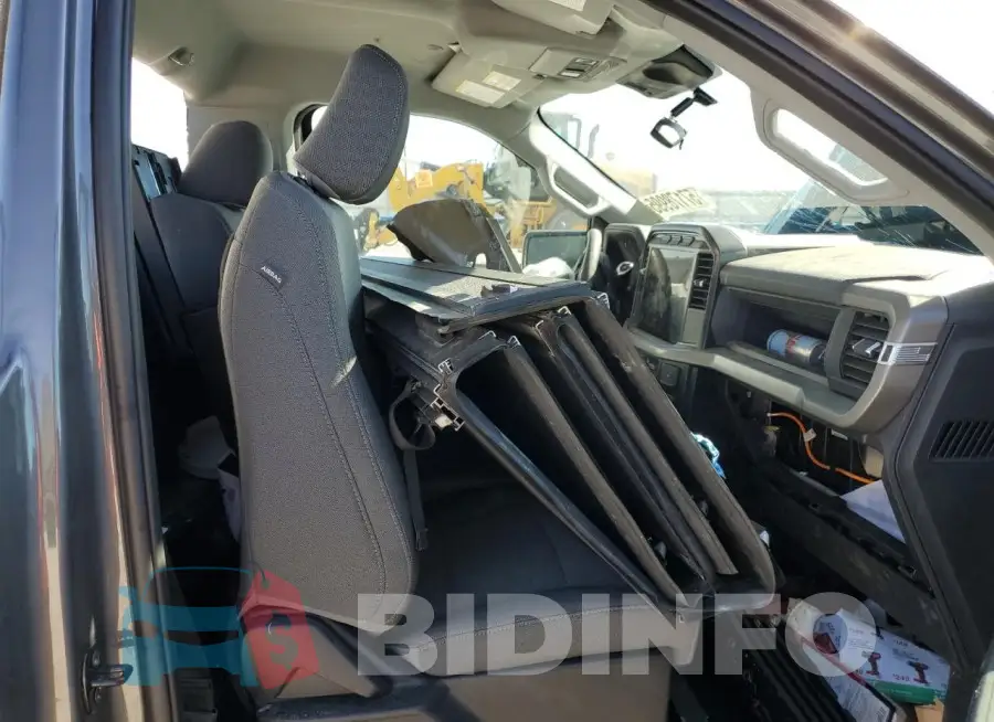 1FTMF1L57RKF02020 Photo# 10