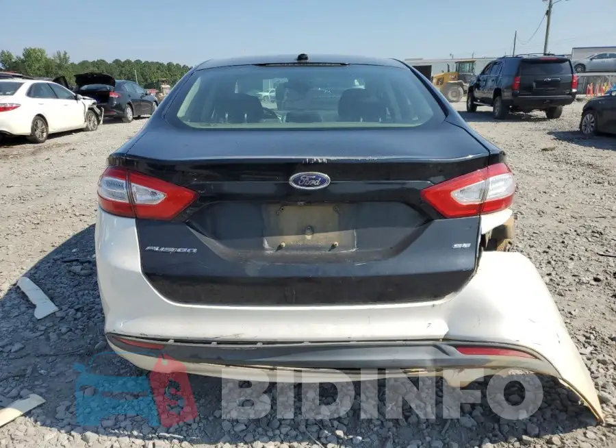 3FA6P0H70GR319034 Photo# 6