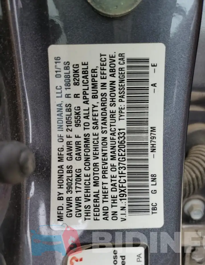 19XFC1F37GE206331 Photo# 12