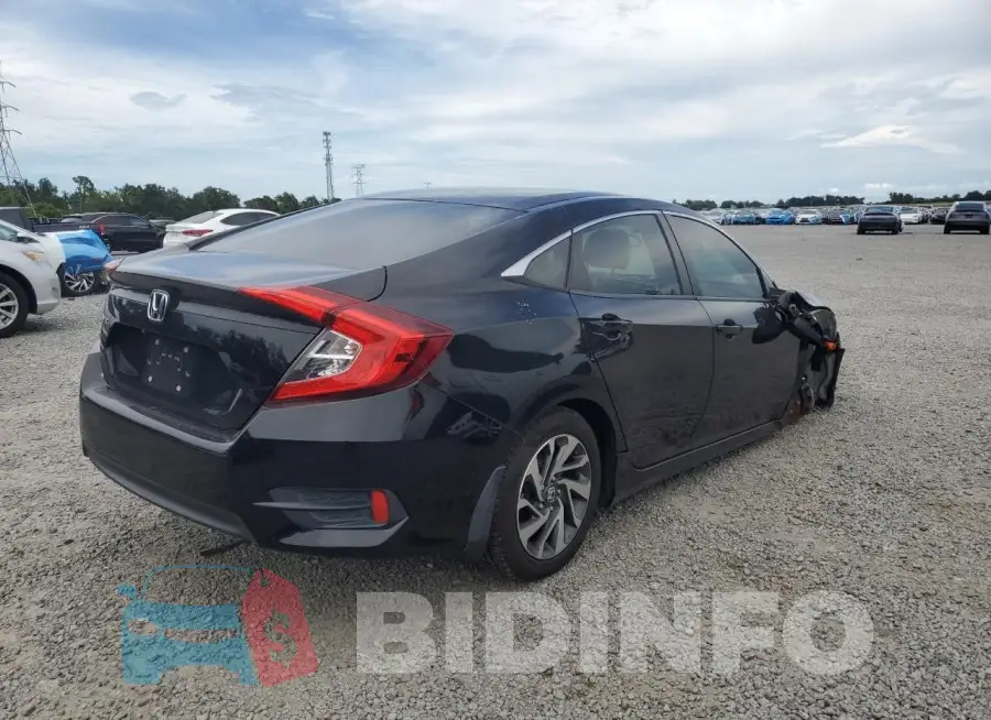 19XFC2F7XGE210866 Photo# 3