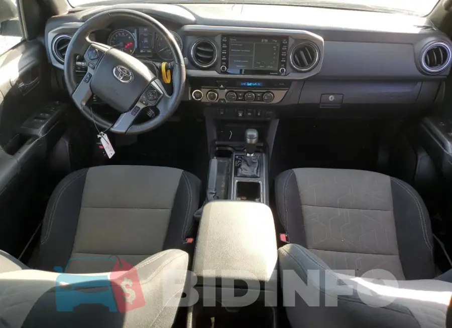 3TMCZ5AN1MM449149 Photo# 8