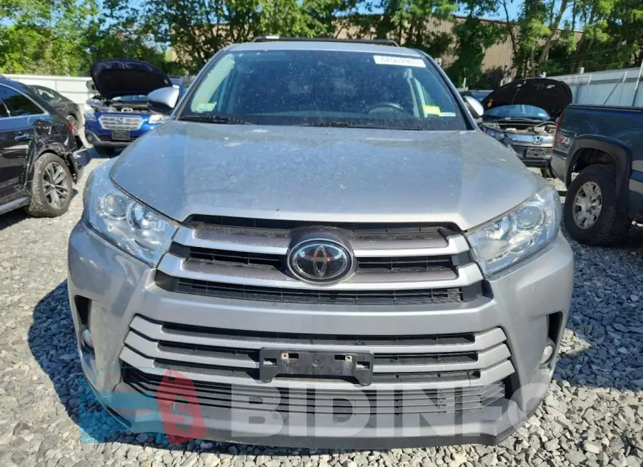 5TDBZRFHXJS484743 Photo# 5