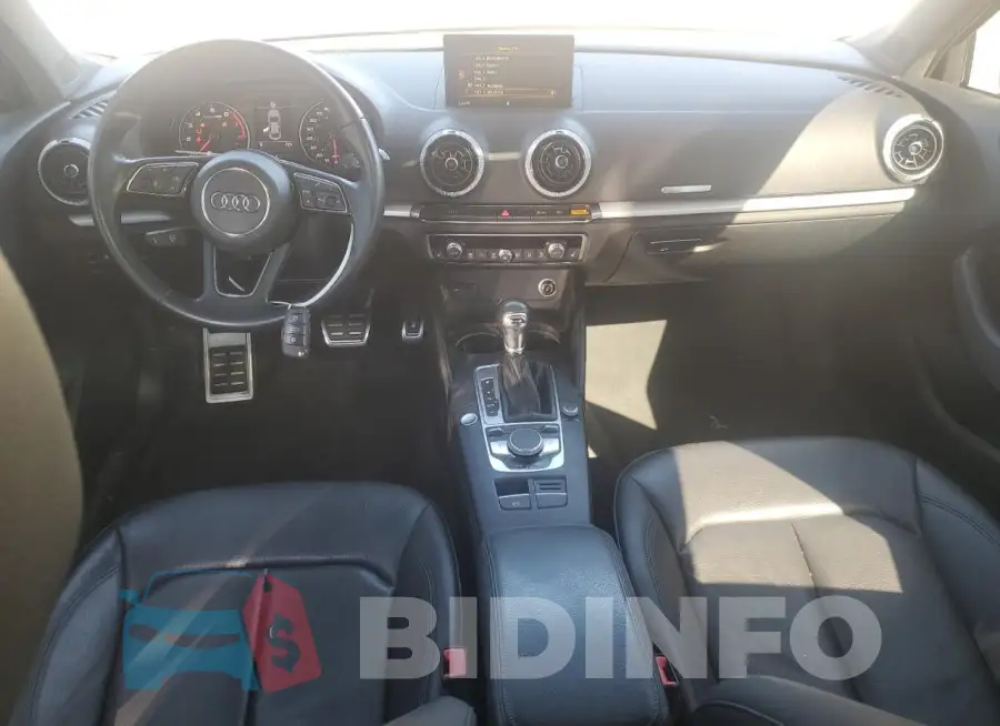 WAUAUGFF9J1022746 Photo# 8