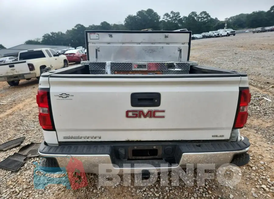 3GTU2MEC5HG209554 Photo# 6