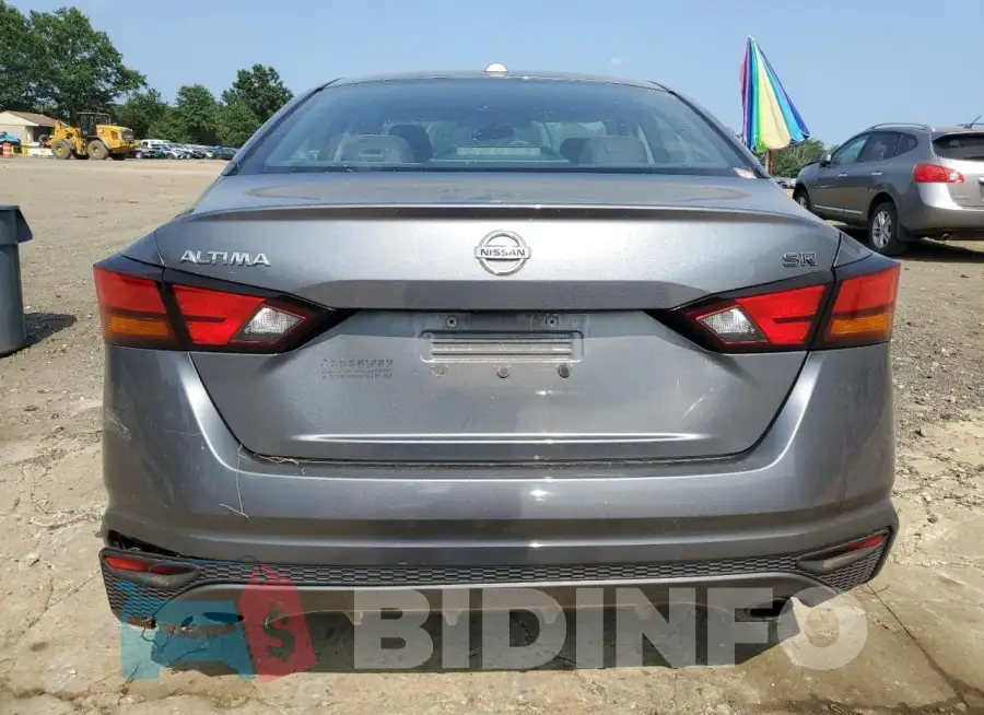 1N4BL4CV3KC185926 Photo# 6