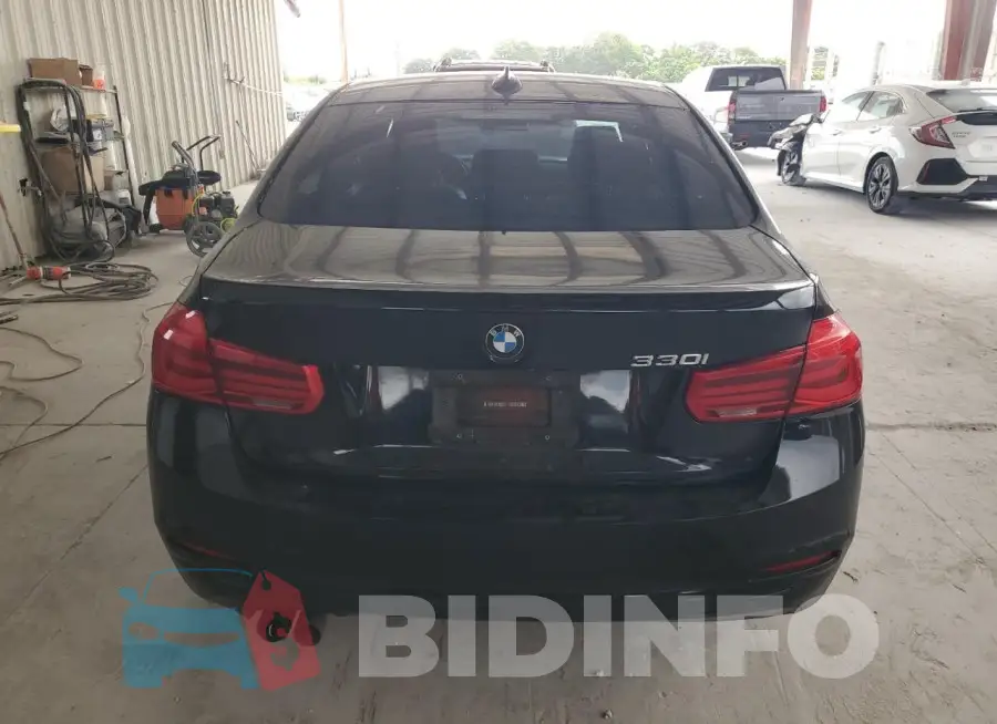 WBA8B9G54JNU99633 Photo# 6
