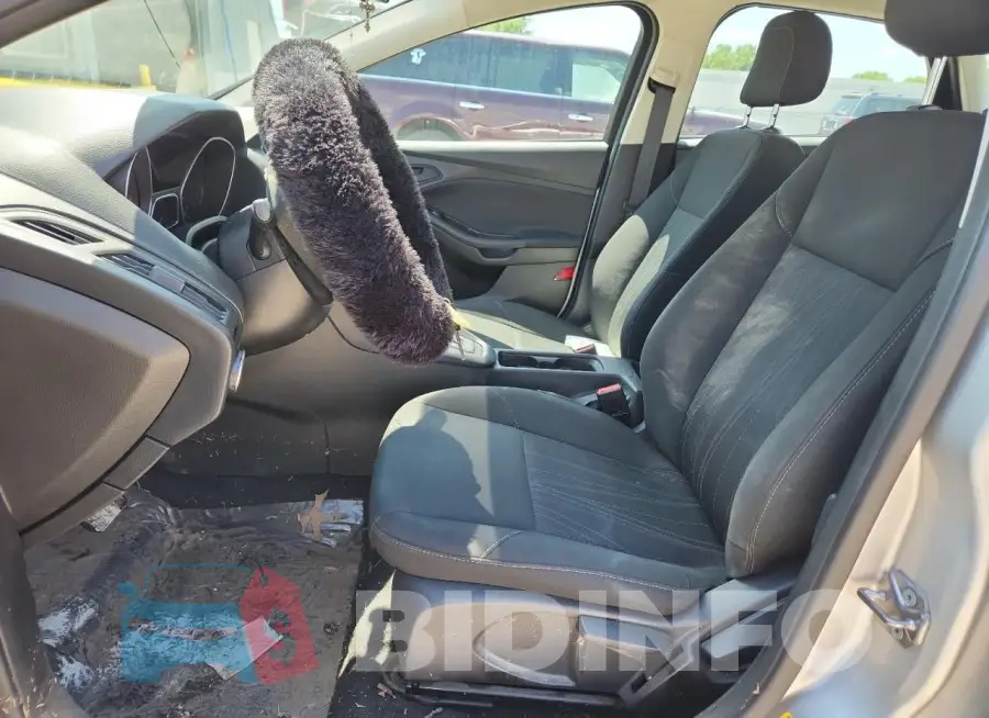 1FADP3E20GL242164 Photo# 7