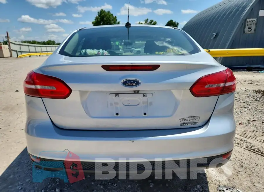 1FADP3E20GL242164 Photo# 6