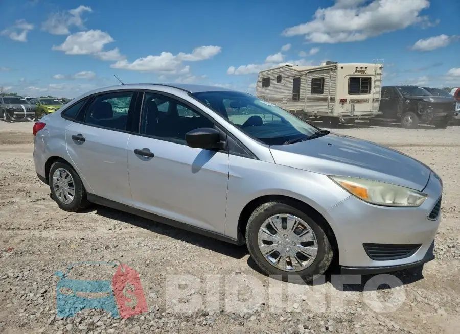 1FADP3E20GL242164 Photo# 4