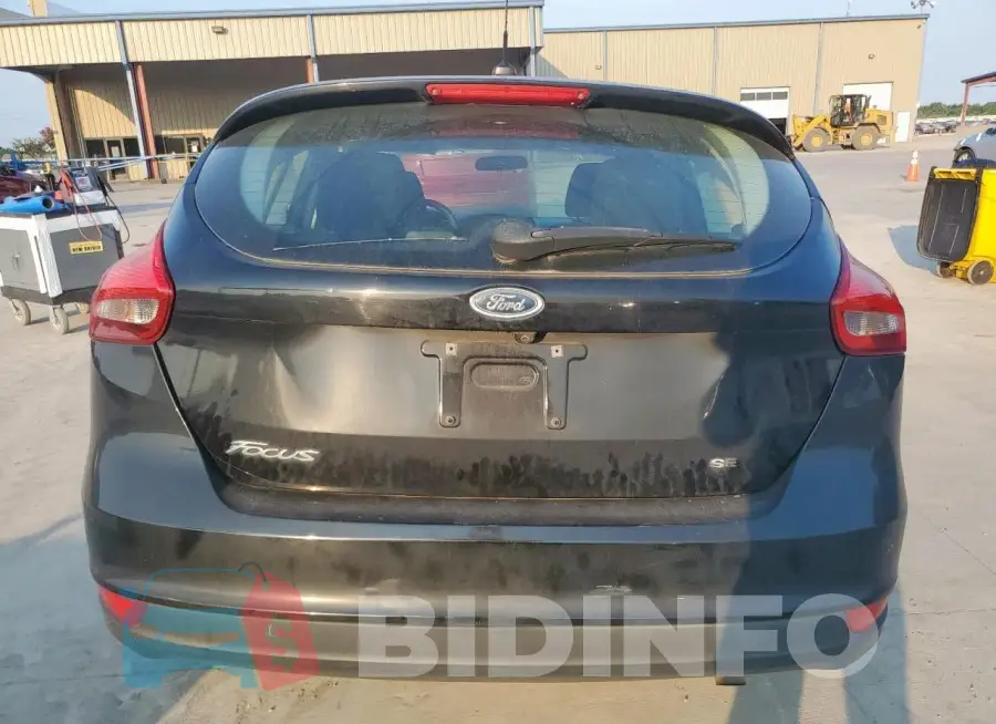 1FADP3K20JL261082 Photo# 6