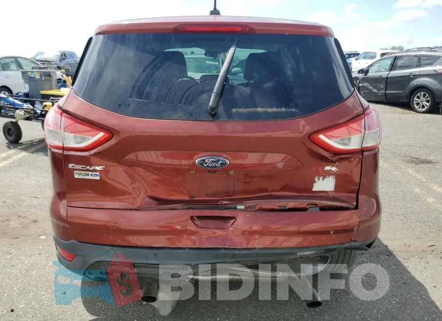 1FMCU0G75GUA61752 Photo# 6