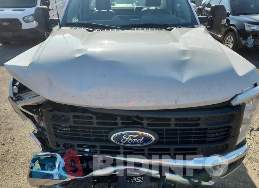 1FTBF2BA5PEC28355 Photo# 11
