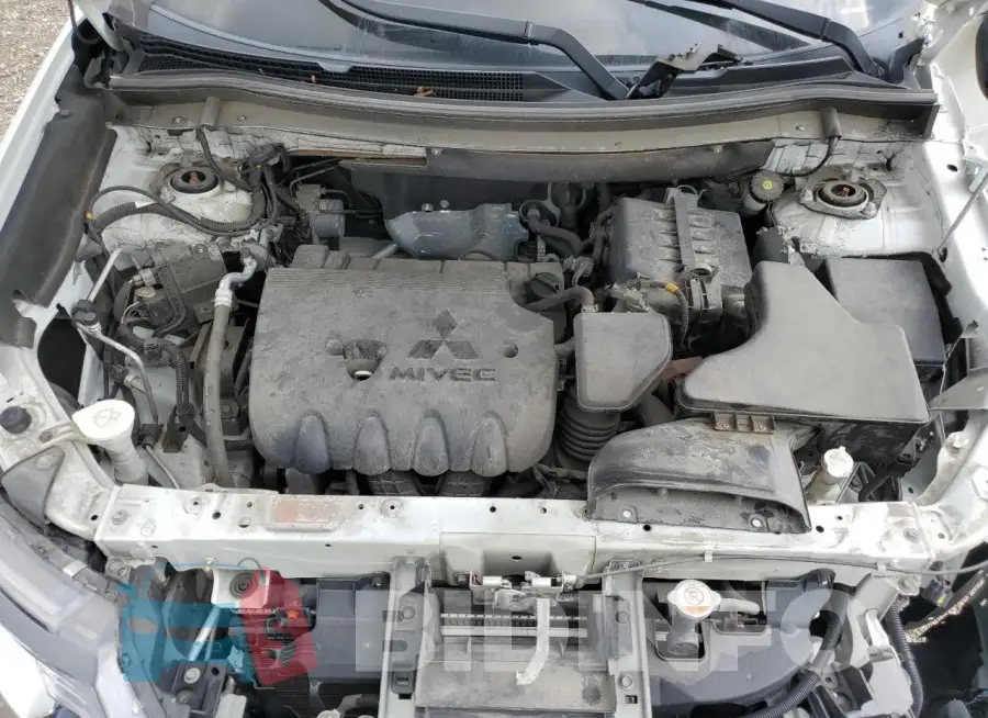 JA4AD3A36KZ008311 Photo# 12