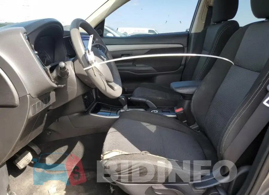JA4AZ3A38JZ057641 Photo# 7