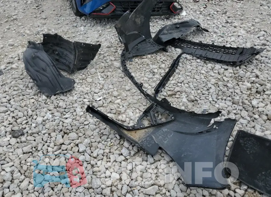 5YFEPMAE2NP381253 Photo# 12