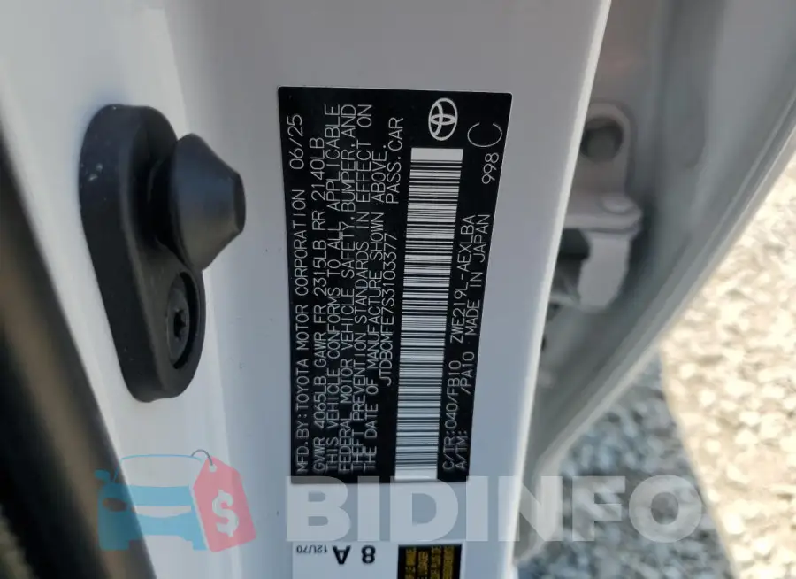 JTDBCMFE7S3103377 Photo# 12