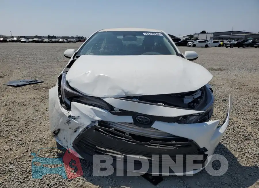 JTDBCMFE7S3103377 Photo# 5